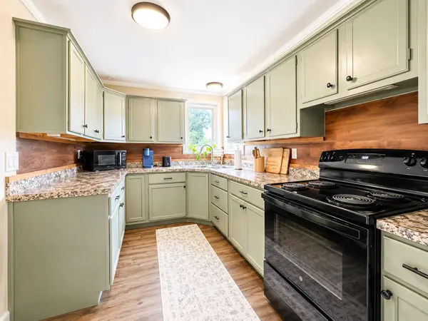 302 Mitchell ST, Coleraine, MN 55722