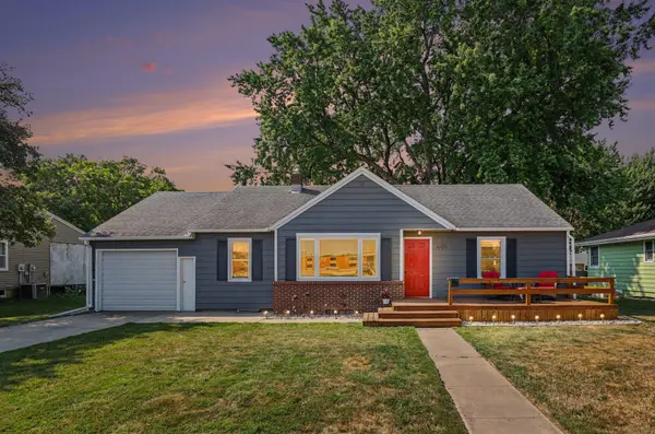 409 W Dodge ST, Luverne, MN 56156