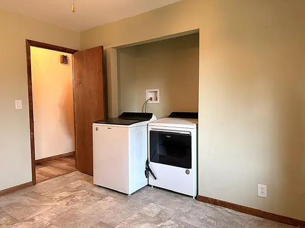 1992 Great Bend BLVD, Windom, MN 56101