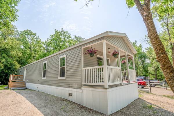8170 North Shore Drive, Spicer, MN 56288