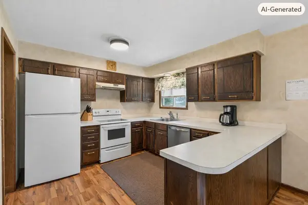 8292 Indian BLVD S, Cottage Grove, MN 55016