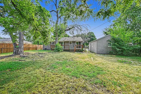 5931 Zenith AVE N, Brooklyn Center, MN 55429