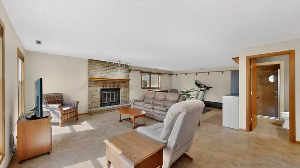 21 23rd ST SW, Rochester, MN 55902