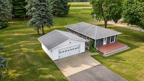 2311 334th LN NE, Cambridge, MN 55008