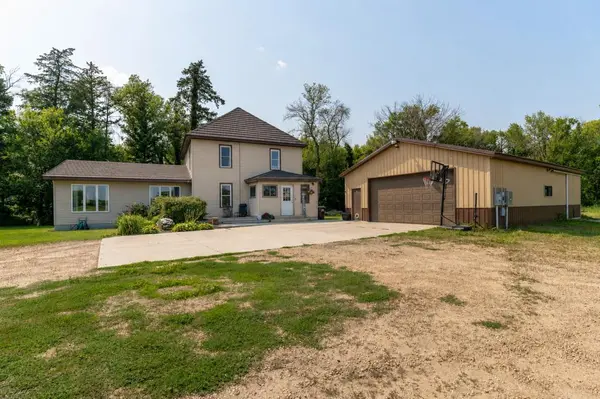 1024 Le Center ST, Le Center, MN 56057