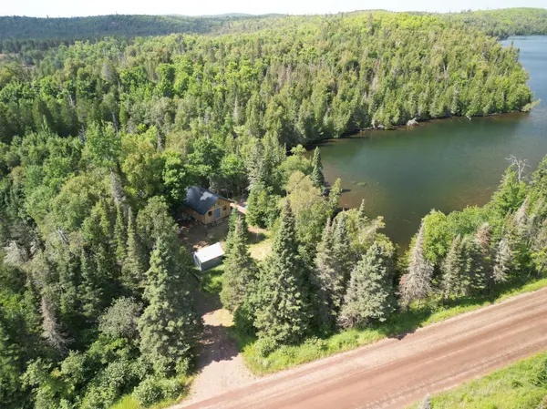 9041 Cramer RD, Finland, MN 55603