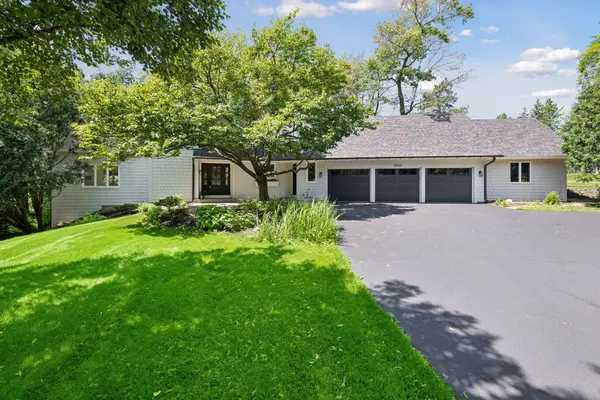 5804 Schaefer RD, Edina, MN 55436