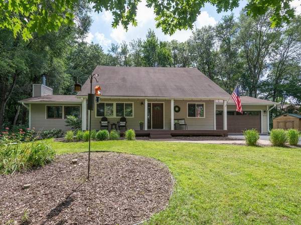 7875 44th Street CT N, Oakdale, MN 55128