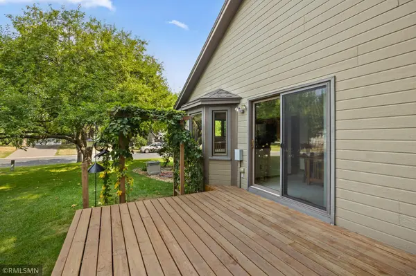 1649 Ashbury PL, Eagan, MN 55122