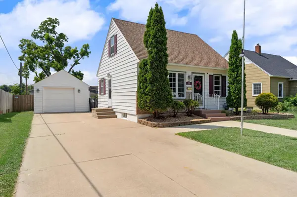 302 16th ST SE, Austin, MN 55912