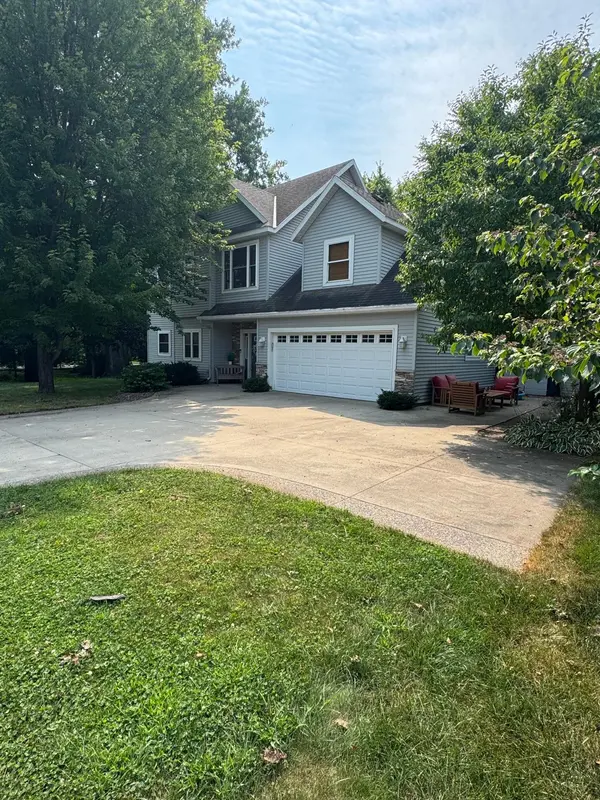 208 2nd ST N, Cold Spring, MN 56320