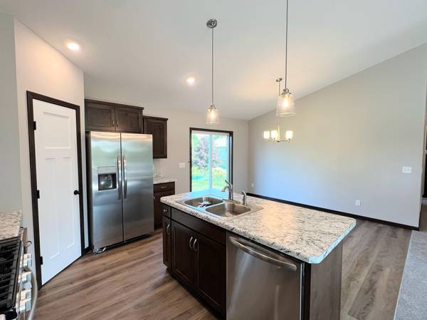 5289 114th AVE, Clear Lake, MN 55319