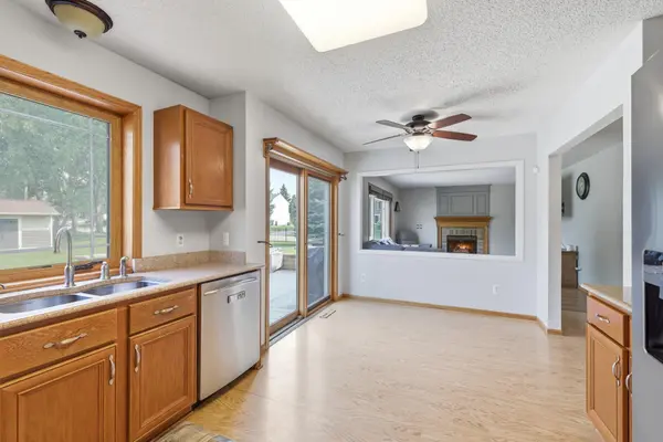 17428 Horseshoe WAY, Lakeville, MN 55044