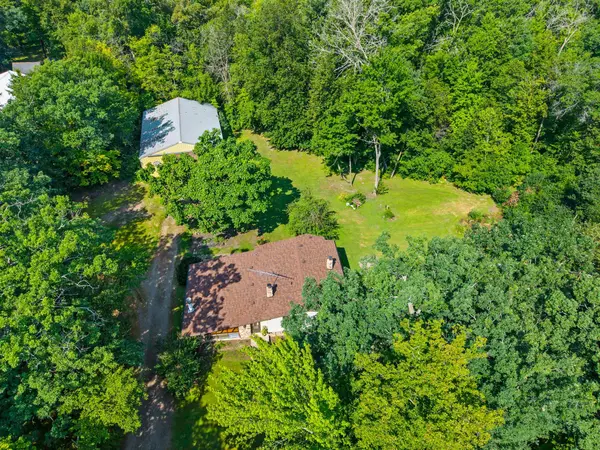32350 Cedar Crest TRL NE, North Branch, MN 55056
