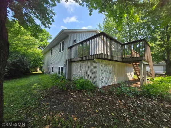 282 Lincoln AVE, New Germany, MN 55367
