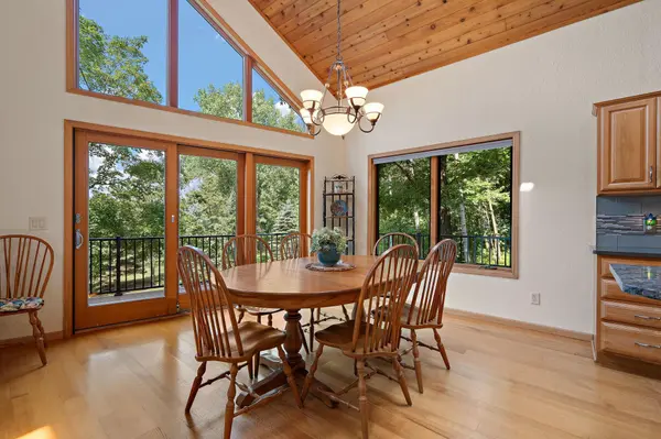 1383A Bay View DR, Saint Croix Falls, WI 54024