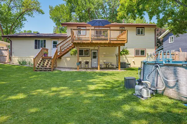745 Dale ST SW, Hutchinson, MN 55350