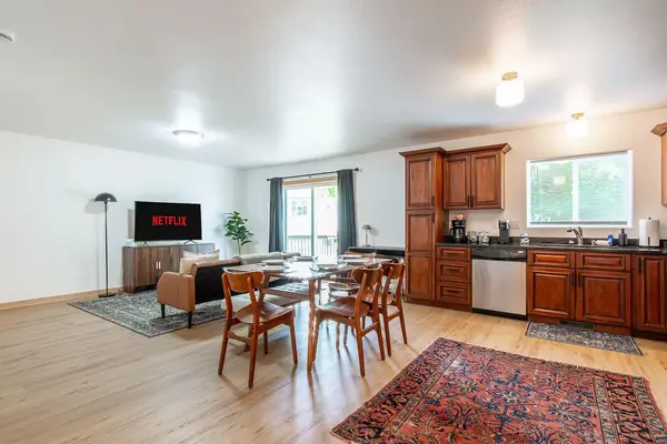 4213 51st ST S, Fargo, ND 58104