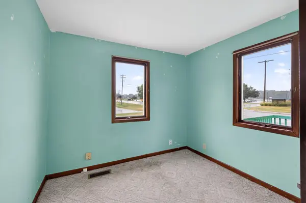 12600 Main ST, Rogers, MN 55374