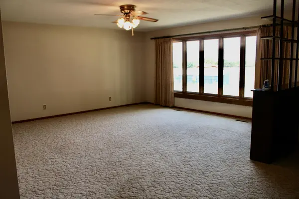506 Lincoln AVE W, Karlstad, MN 56732
