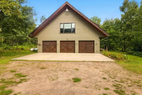 38509 Pickerel TRL, Crosslake, MN 56442