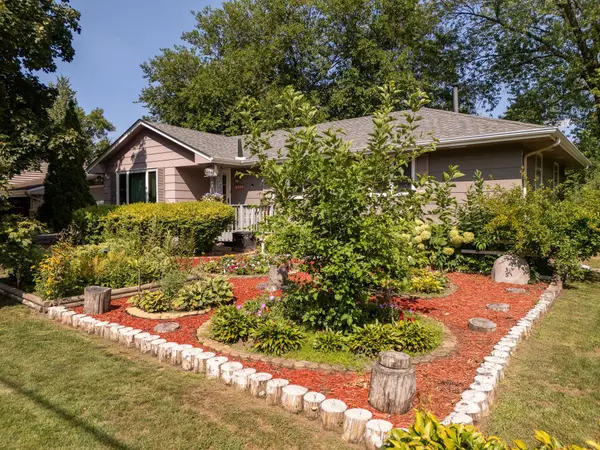 10325 Portland AVE S, Bloomington, MN 55420