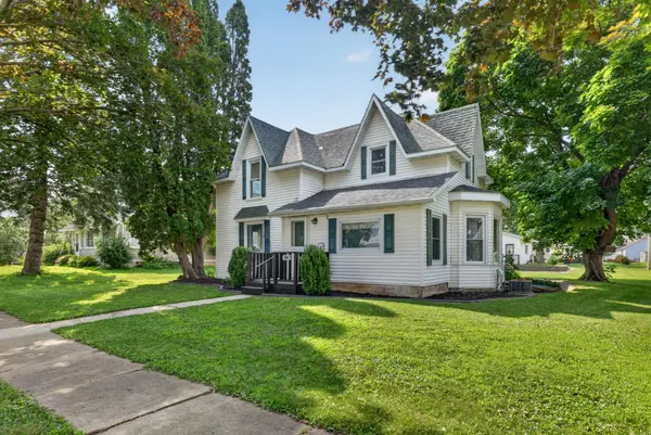 115 W Cabot ST, Le Roy, MN 55951