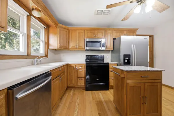1661 W 6th ST, Winona, MN 55987