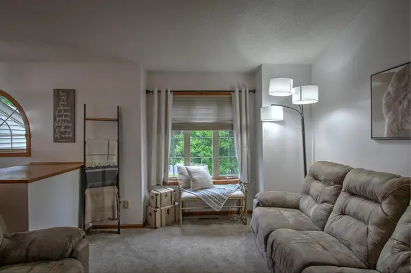 1384 Cedar DR S, Cambridge, MN 55008