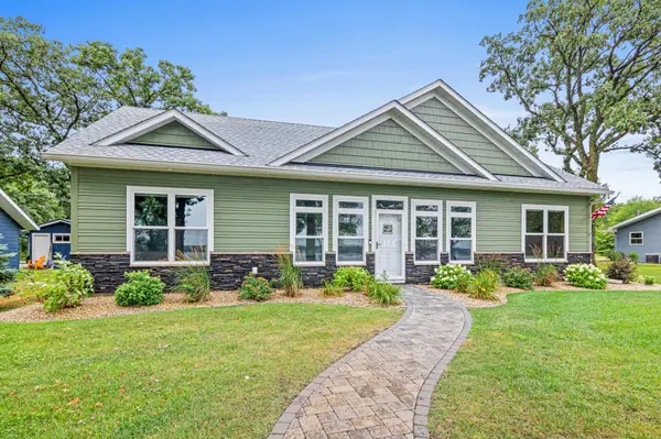 241 Lakeshore DR, Big Lake, MN 55309