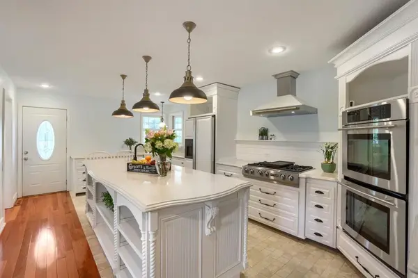 8664 Xenium LN N, Maple Grove, MN 55369