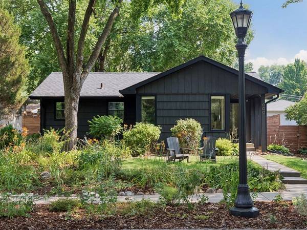 600 Desnoyer AVE, Saint Paul, MN 55104