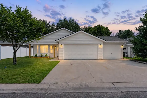 620 Meadowlark LN, Eden Valley, MN 55329