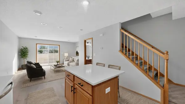 626 Pointe CT SW, Rochester, MN 55902