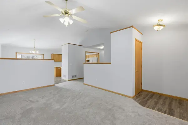 211 7th ST S, Winsted, MN 55395