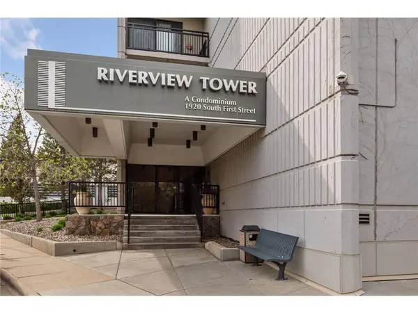 1920 S 1st ST #802, Minneapolis, MN 55454