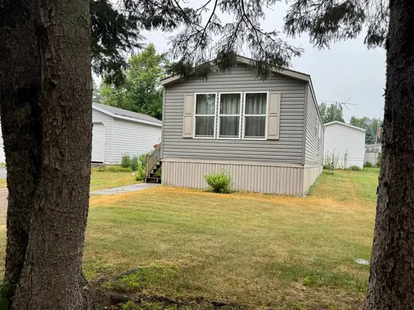 27 Hillside Terrace, Moose Lake, MN 55767
