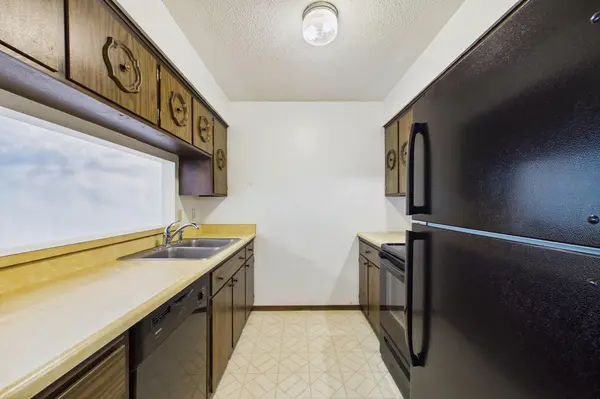 2809 E Minnehaha Pkwy #205, Minneapolis, MN 55417
