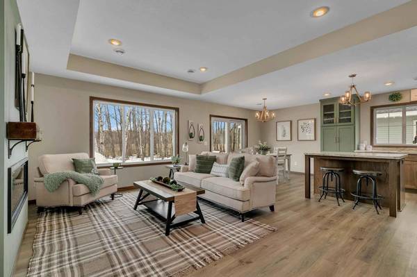 2400 40th AVE S, Saint Cloud, MN 56301