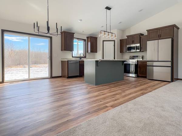 8695 90th AVE, Milaca, MN 56353