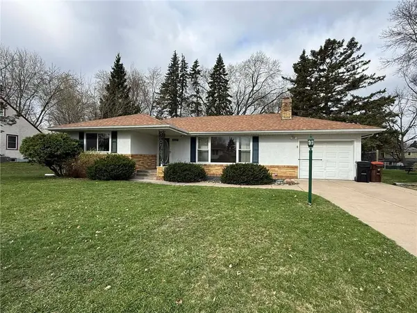 2187 Burr ST N, Maplewood, MN 55117
