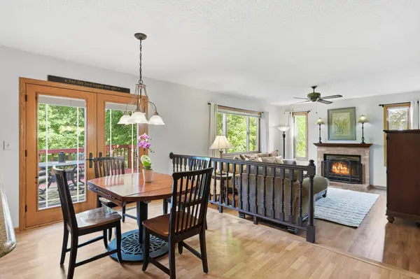 8819 Rainier CT, Woodbury, MN 55125