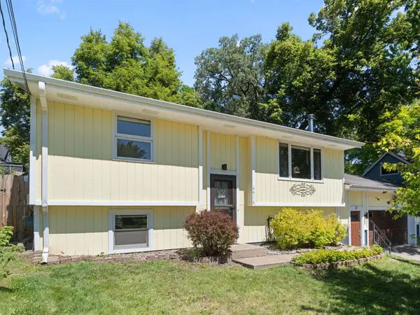 4916 Hanover RD, Mound, MN 55364