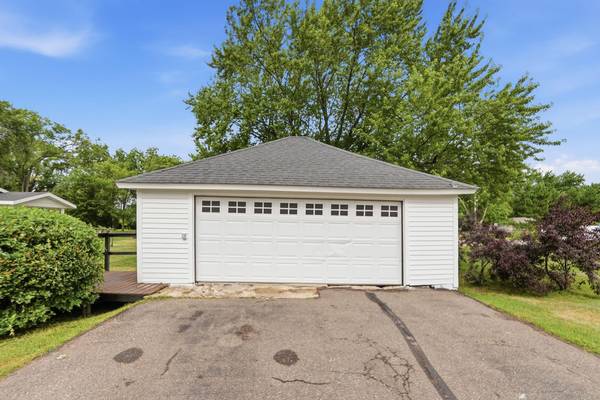 24489 County Road 7, Saint Augusta, MN 56301