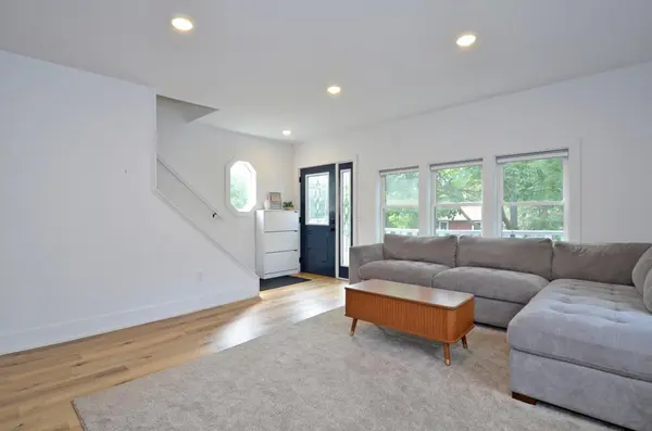 2479 14th AVE E, North Saint Paul, MN 55109
