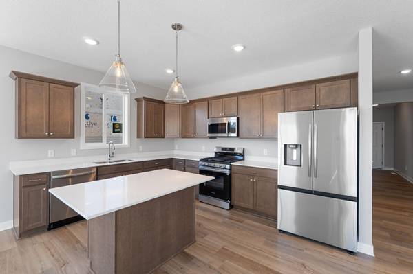 2173 Westpointe DR, Hastings, MN 55033