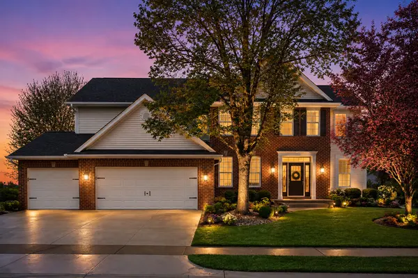 16555 77th CIR N, Maple Grove, MN 55311