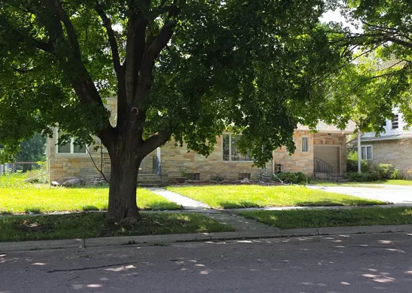 409 N Prairie ST, Sherburn, MN 56171