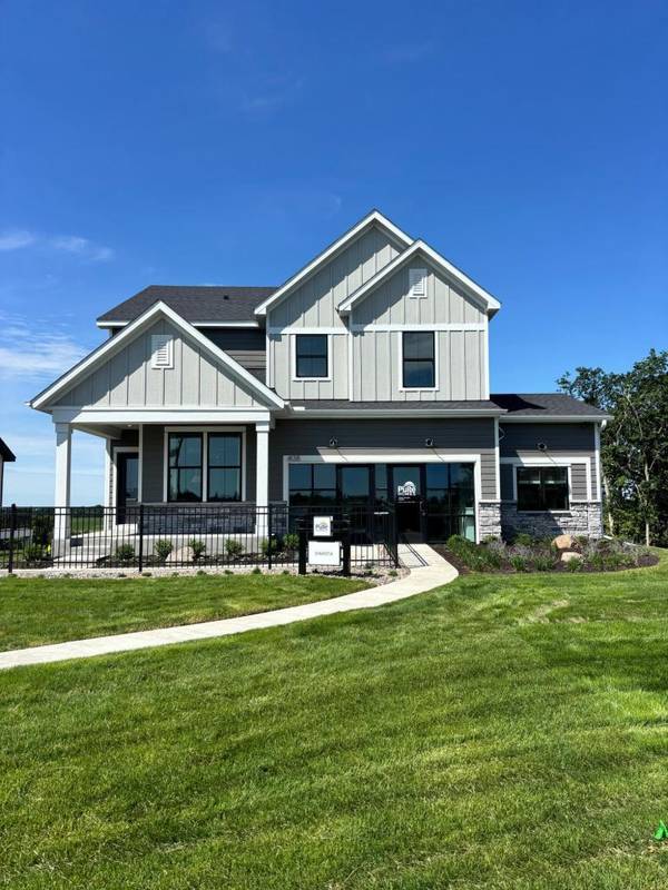 3762 Holbrook DR, Waconia, MN 55387