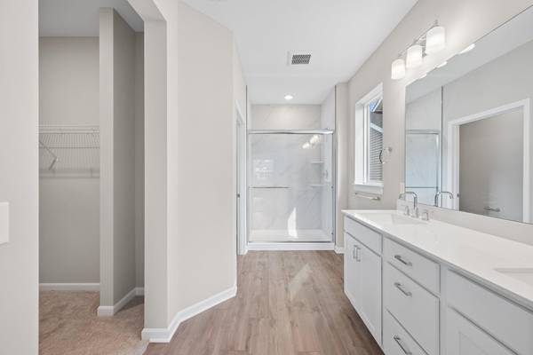 10568 Harbor LN N, Maple Grove, MN 55369